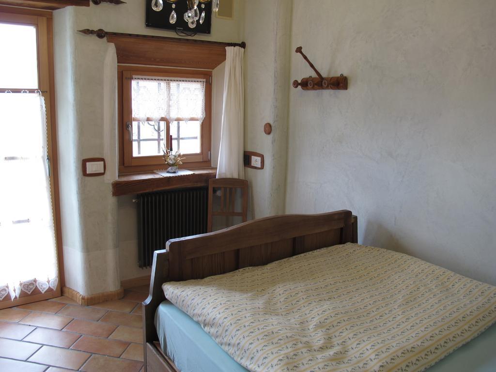 Agriturismo Alpenvidehof Villa Coredo Værelse billede